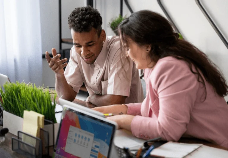 Freelance UX Consultant: Enhancing User Experience for Better Business Growth